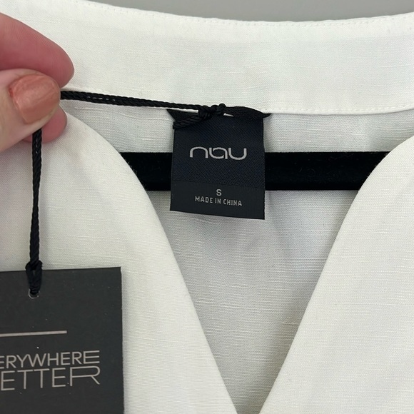 NAU Flaxible White Linen Blend Short Sleeve Mod Shift Mini Dress in Vapor NWT - Picture 3 of 8